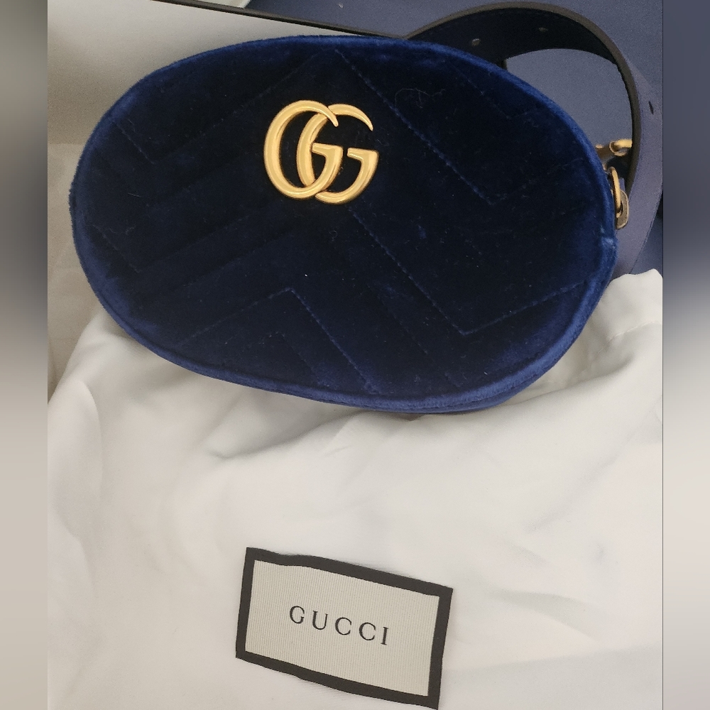 ⚜️Gucci matelassé beltbag